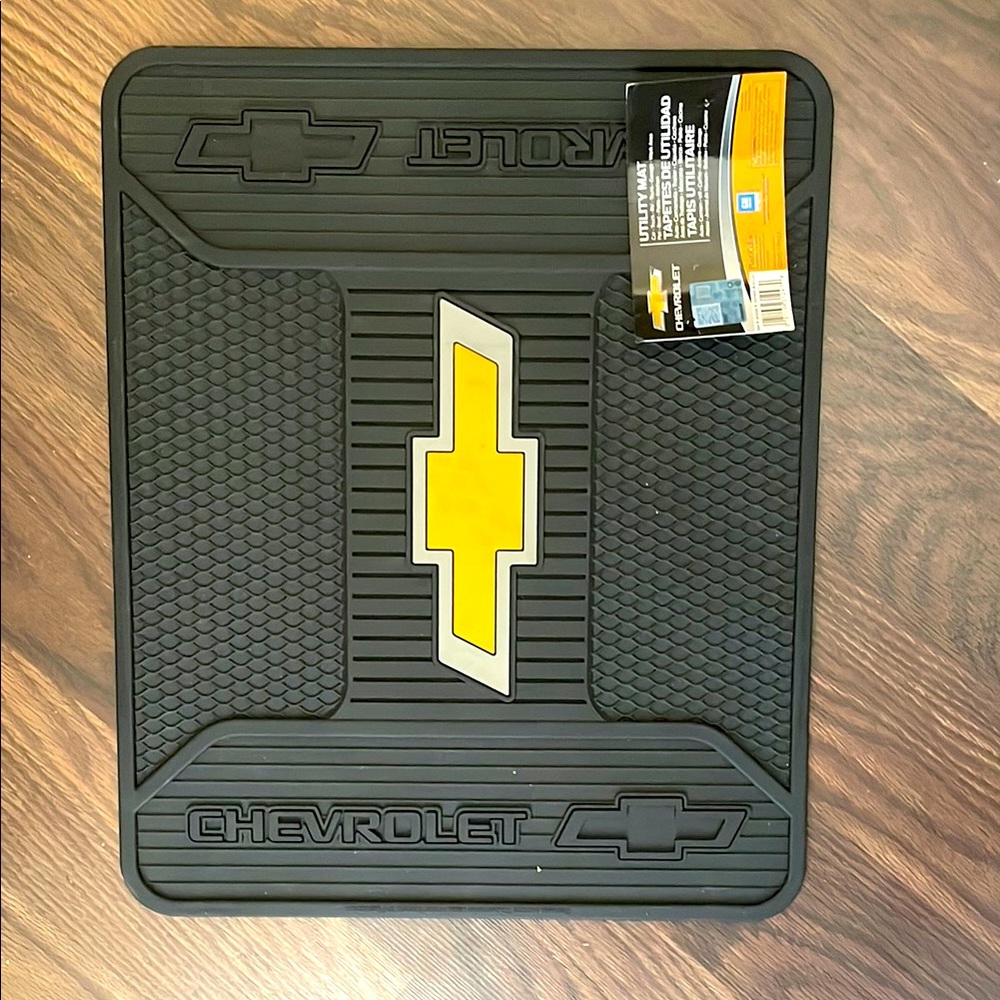 ⚜️Chevrolet Elite Series Plasticolor Car/Truck Floor Mat! NWT!